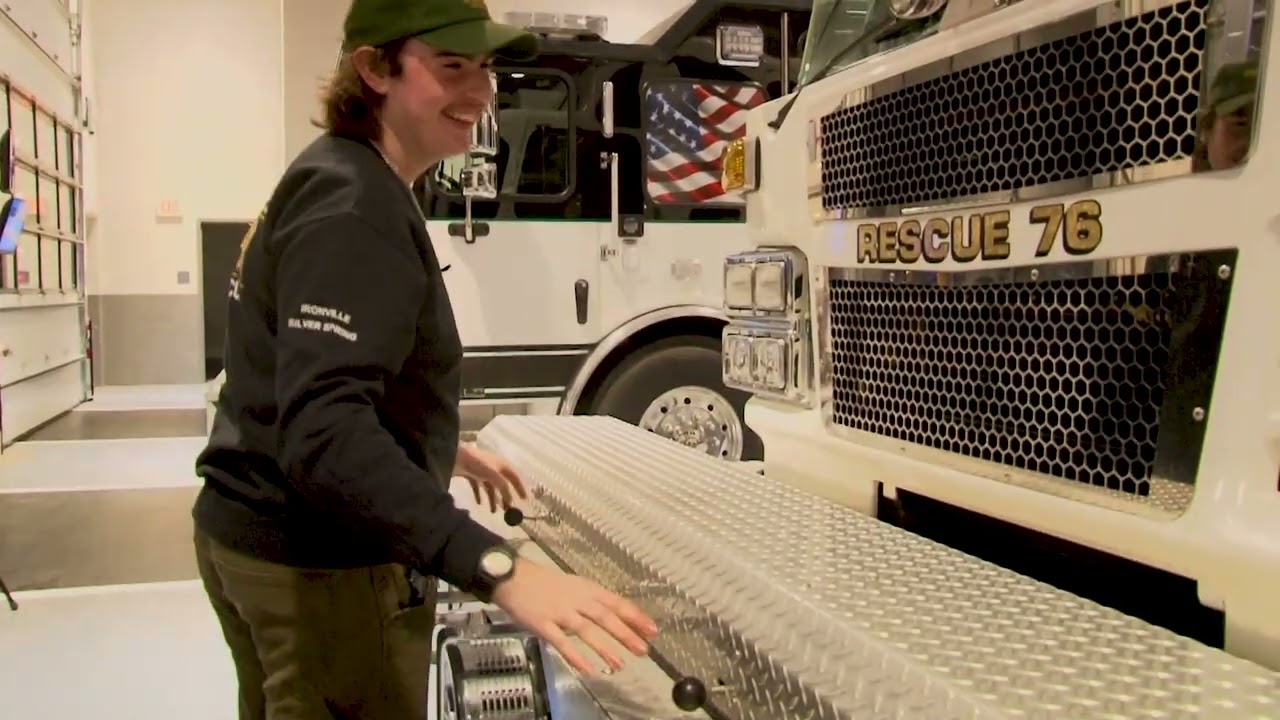 Firefighter Club (HH445/03)