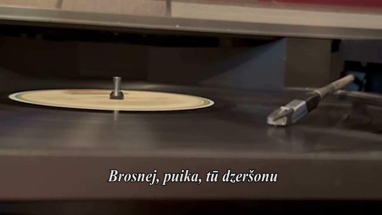 Brosnej, puika, tū dzeršonu