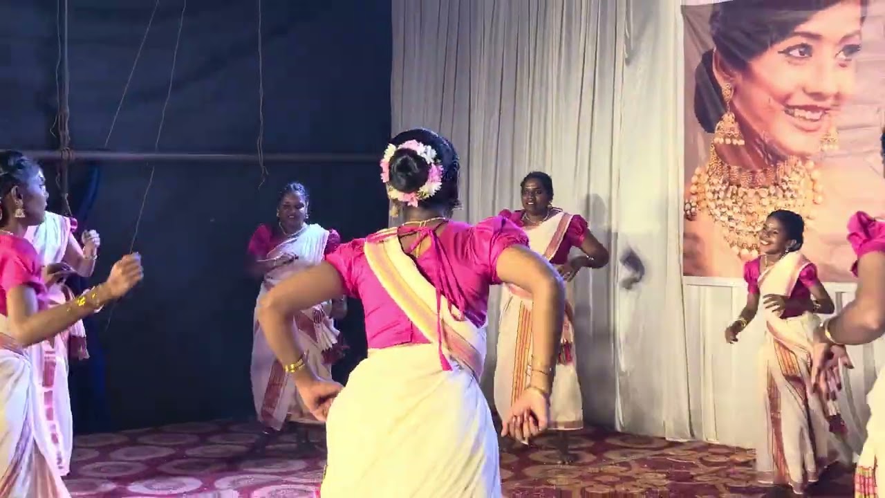 മാണിക്കോത്ത്  ഗണപതി ക്ഷേത്രം   ശിവരാത്രി 2026  നൃത്തസന്ധ്യ  ശ്രീ കാവിലമ്മ അവതരിപ്പിച്ച കൈകൊട്ടി കളി 