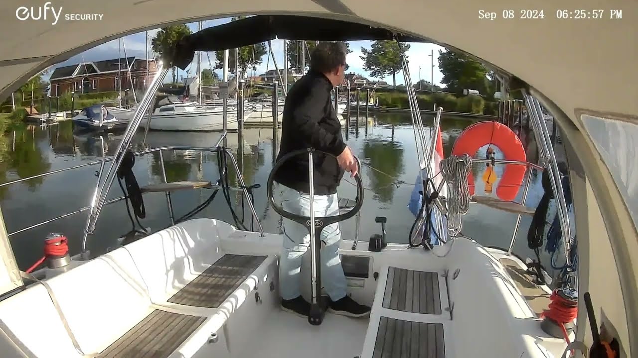 Sail boat docking without stress!