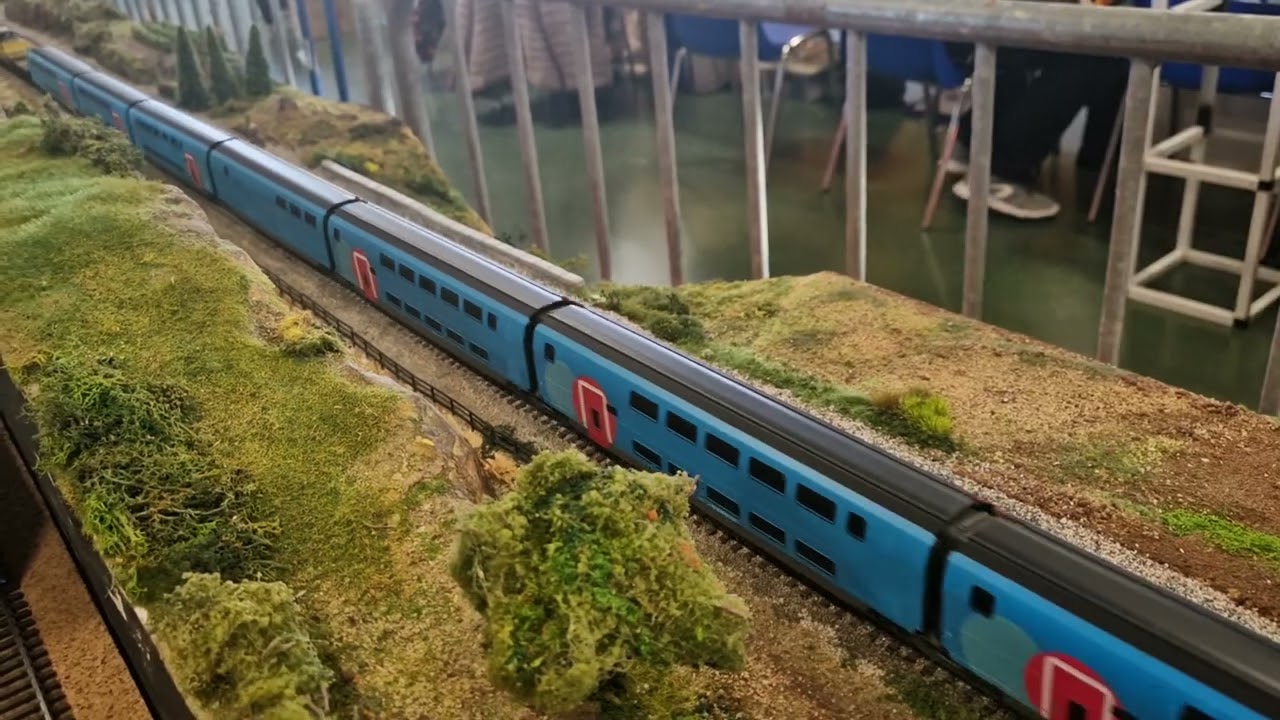 Ouigo Jouef tracté vers Sotteville pour rebus