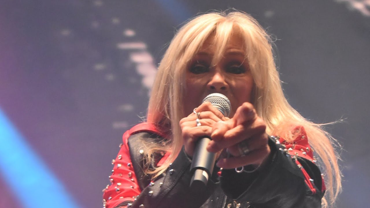 Samantha Fox 