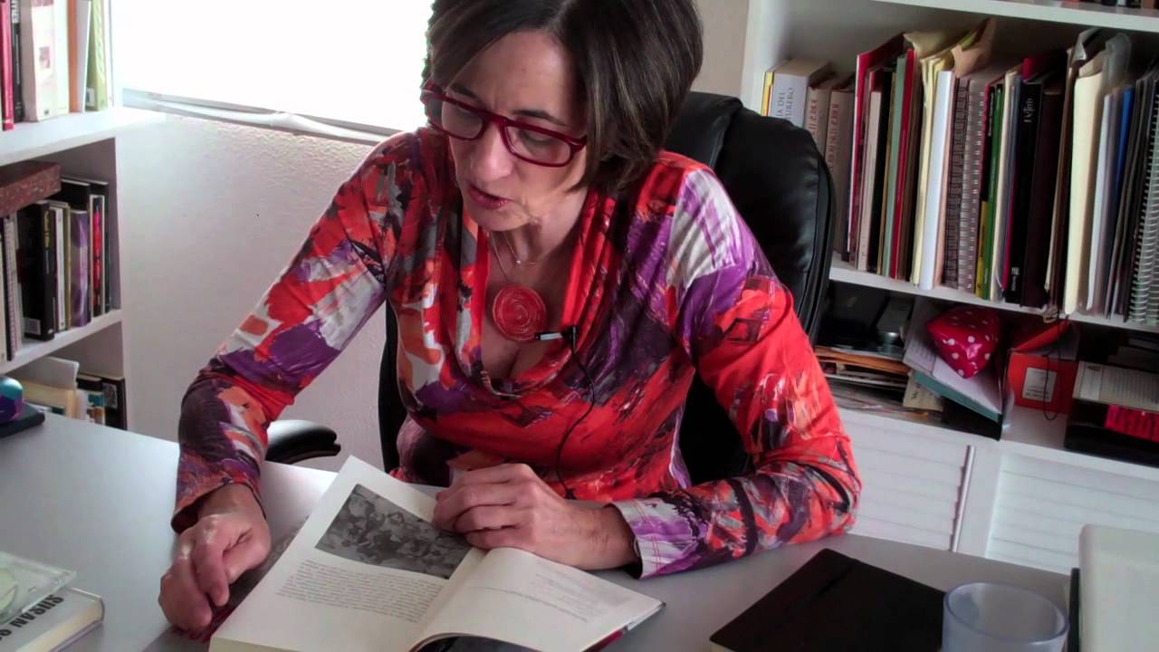 Lectura de Mónica Lavín