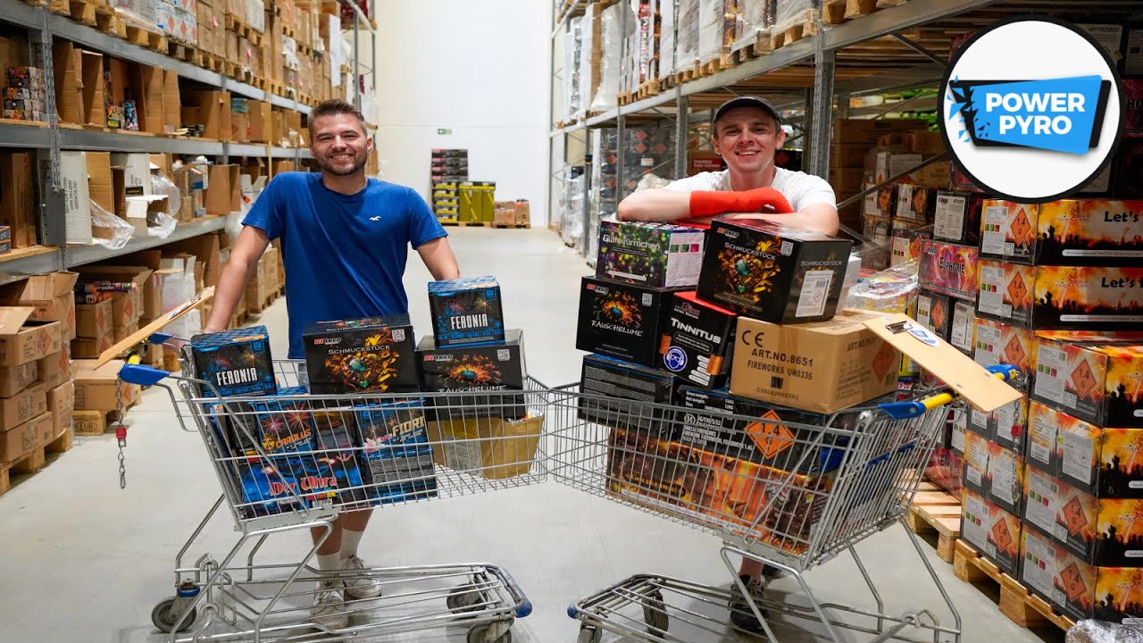FEUERWERK LAGERTOUR + GEWINNSPIEL |  DIE ERSTEN ARTIKEL FÜR'S 10 JAHRE SPECIAL💙💥 | RÖDER FEUERWERK