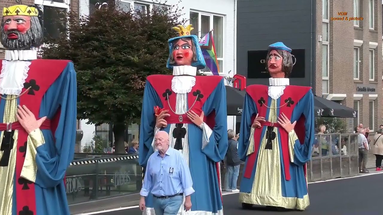Reuzen Stoet te Lanaken 2023
