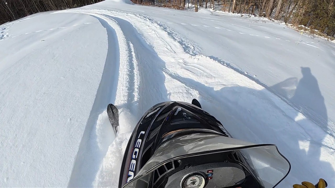 Ride 2 Ski Doo Legend 500 going for a rip, floppy camera fixed