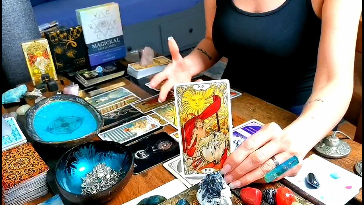 LEO - 