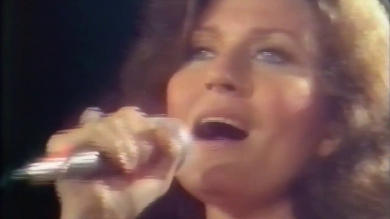 Loretta Lynn singing Coal Miner's Daughter & She's Got You on Country Gold hosted by Dennis Weaver