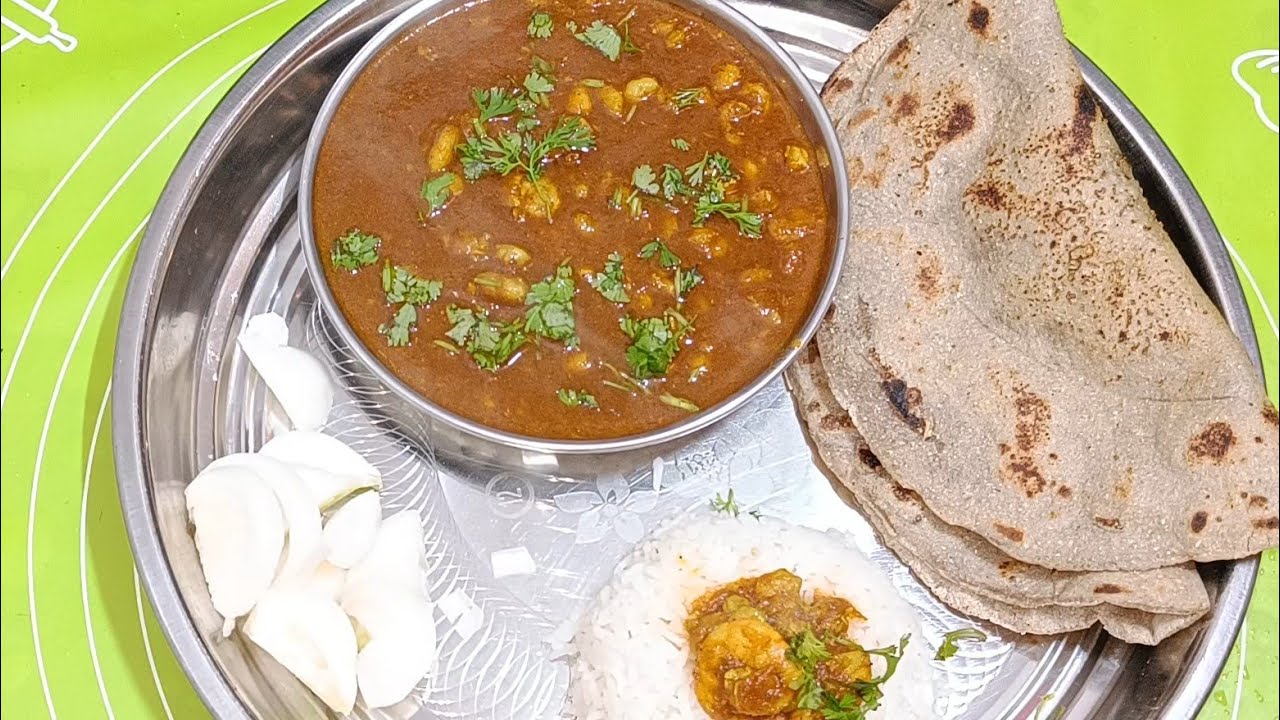 सोप्या पद्धतीने झणझणीत कोलंबी रस्सा recipe in Marathi || homemade recipe very tasty recipe 