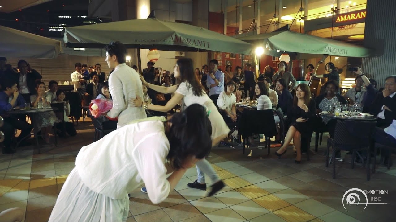 フラッシュモブ サプライズ プロポーズ Flashmob Surprise Proposal えっ! プロポーズ 失敗!?  Selena Gomez 
