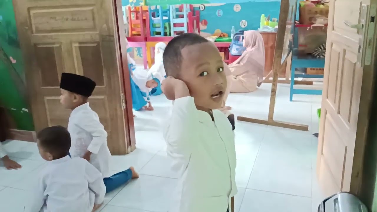 Yuk sholat dulu teman²