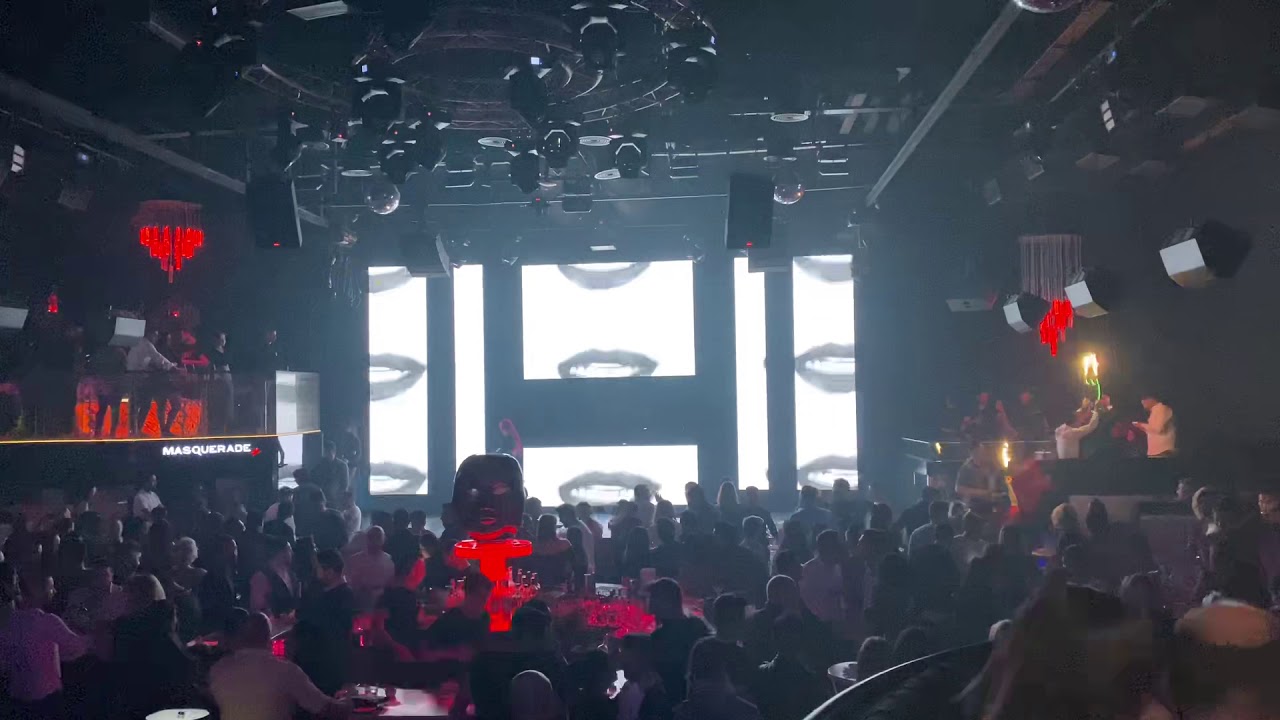 Masquerade Club İstanbul (acilis) Cihat Ugurel performans 13 Mart 2020