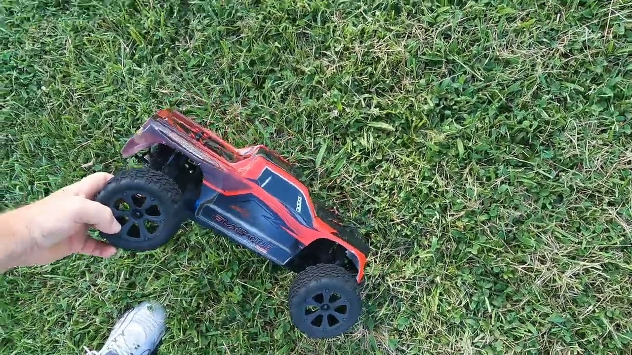 1/10 Redcat Blackout XTE Pro