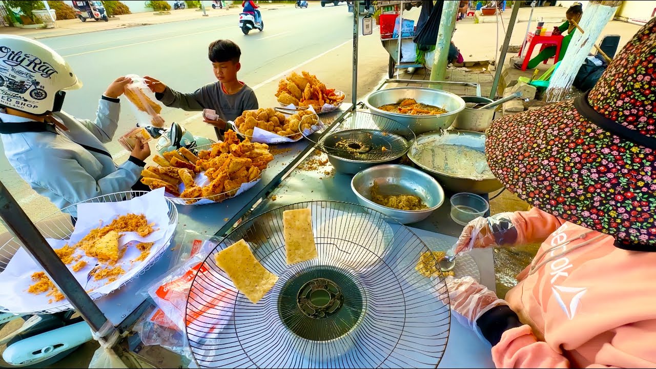 Street food outside the city - Cambodia street food
