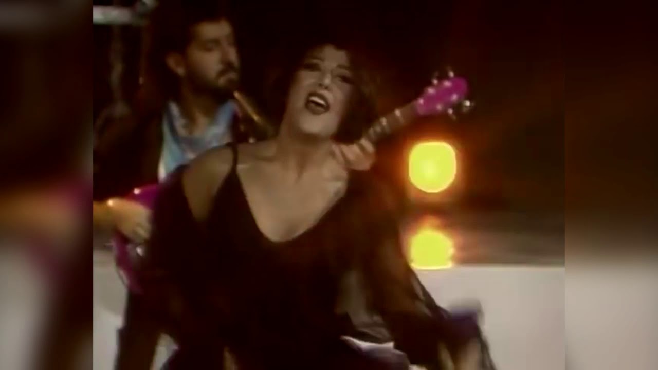 Alejandra Guzan  -  Un Grito en la Noche 1990