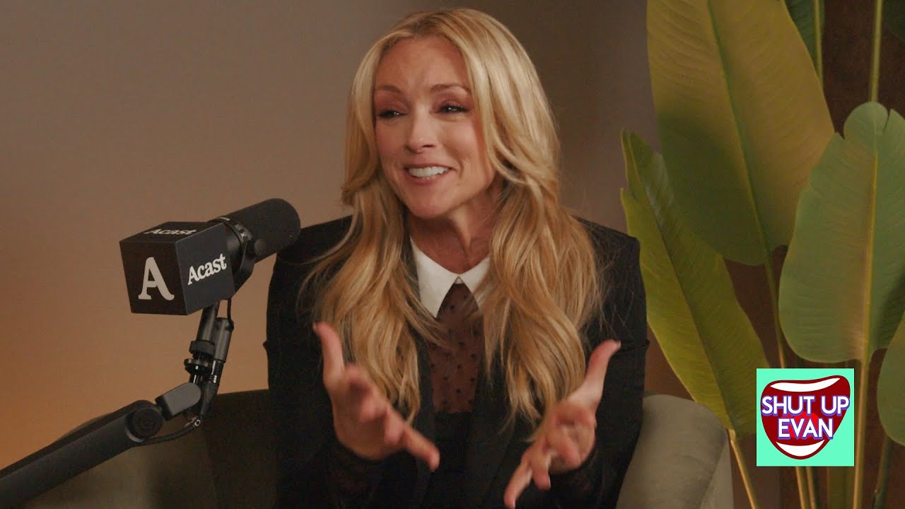 Jane Krakowski (Full Episode) | Shut Up Evan Podcast