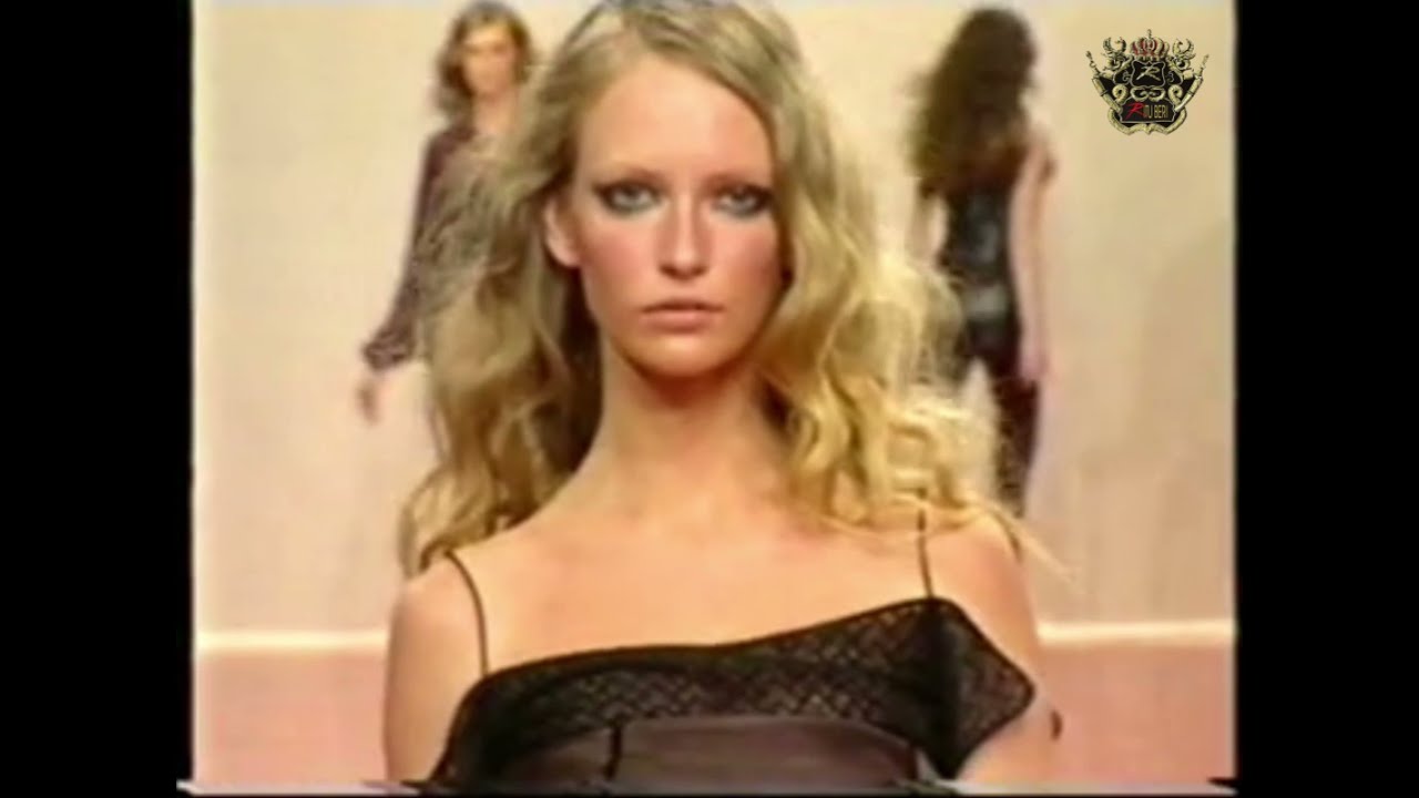 Scherrer Autumn/Winter 2002 | Part 2 | Ritu Beri
