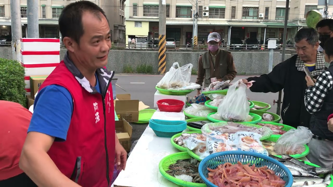 人潮擠到水洩不通，阿源海鮮一開賣就被掃光！  阿源海鮮拍賣@台中豐原