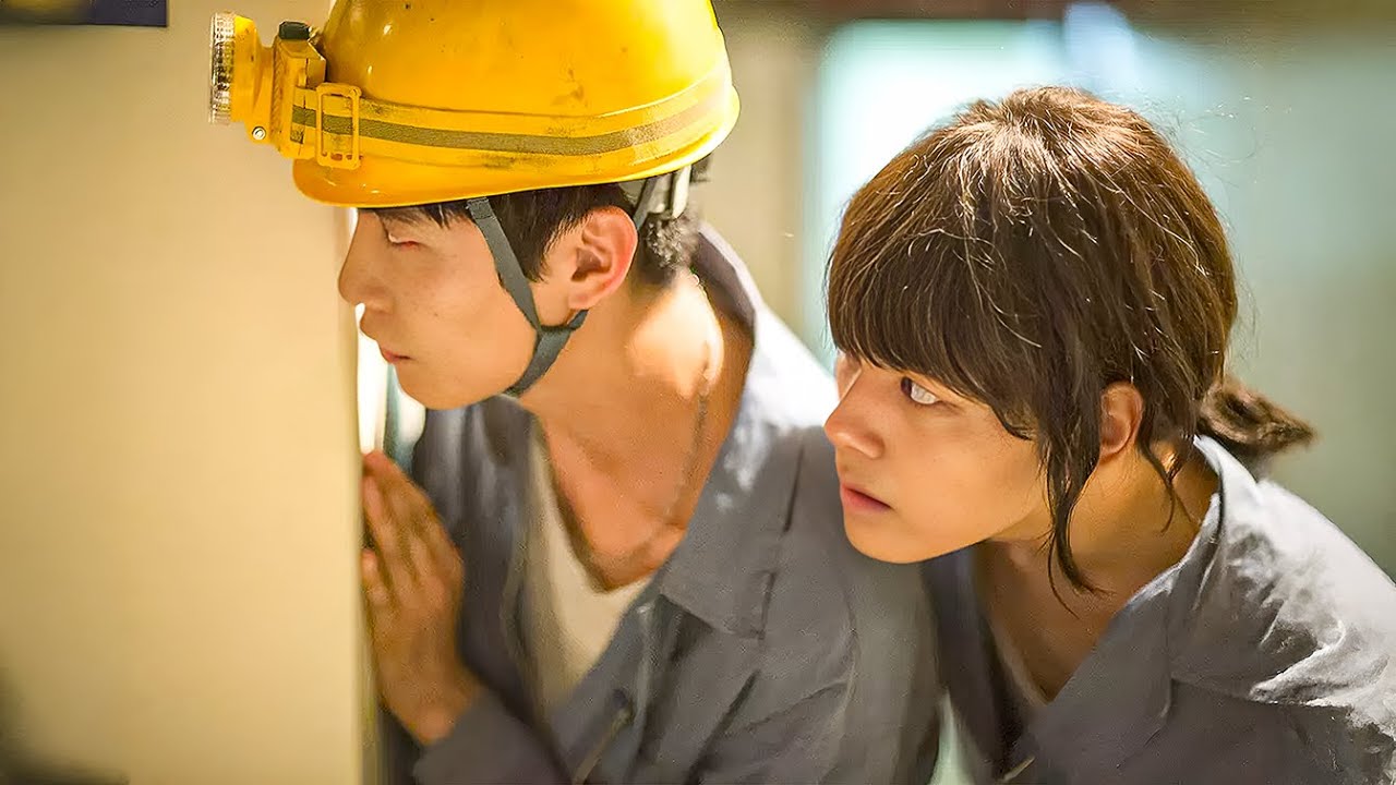 2 مجانين حابسينهم ف مستشفي أمراض عقليقة بالعافية ميعرفوش أن دماغهم سم وهيخططو للهروب بطريقتهم ملخص