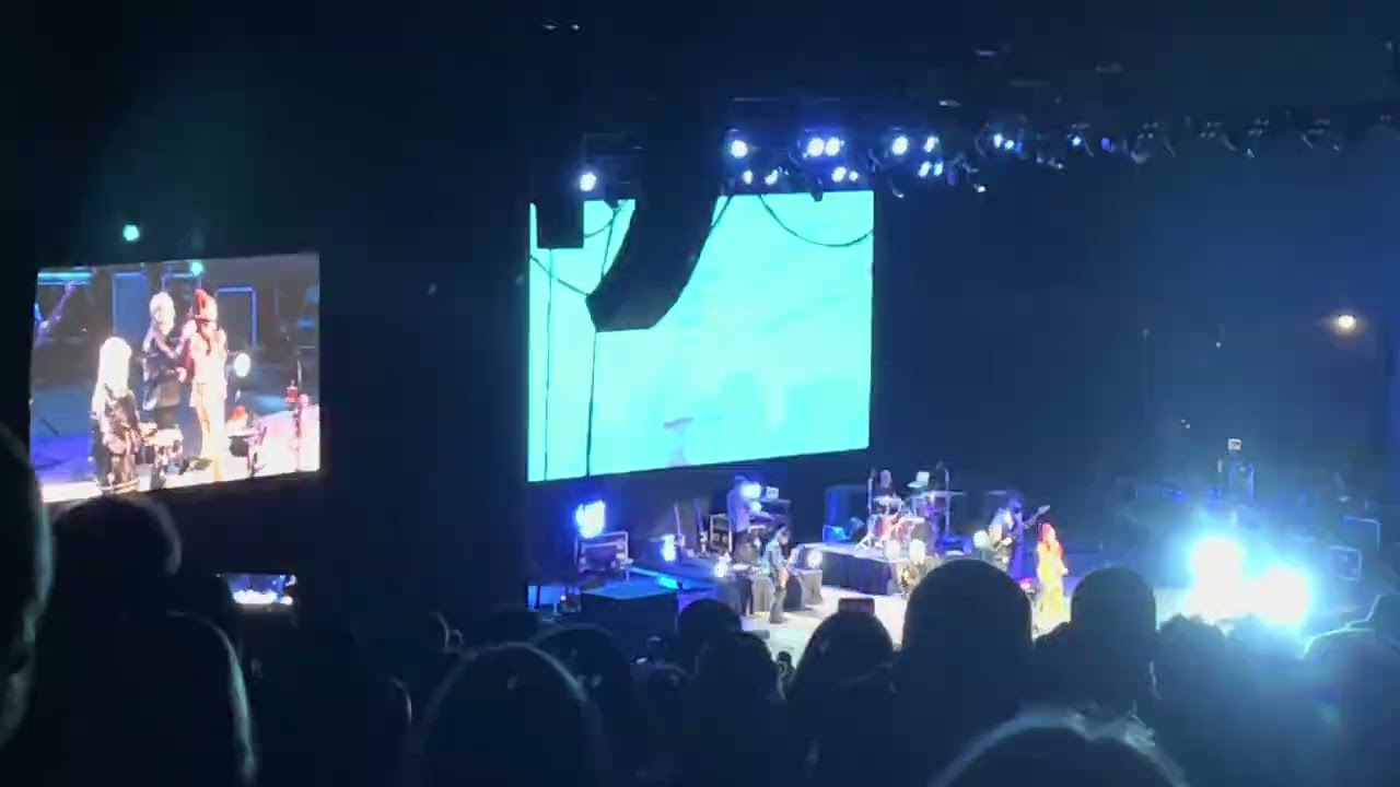 Planet Claire - The B-52s @ Shoreline Amphitheatre in Mt. View, CA 10/16/2025