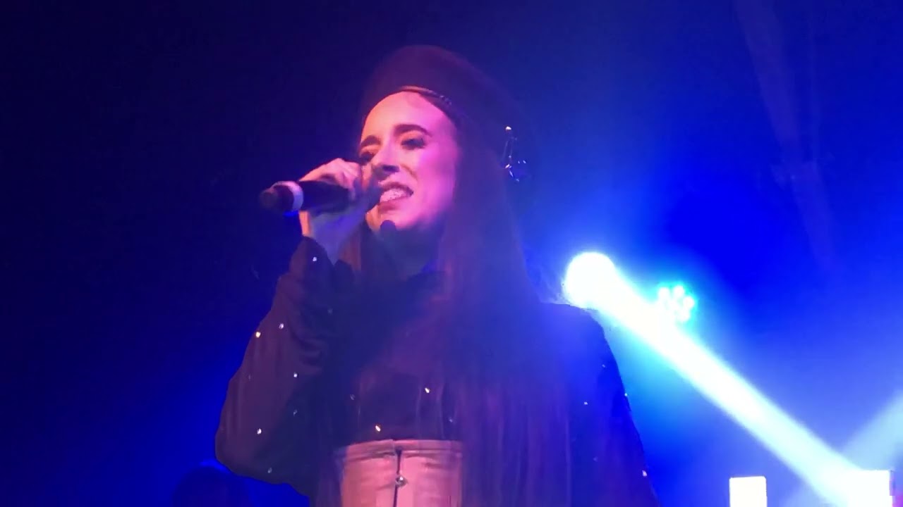Allie X - Sanctuary - Live at Fabrique Club - São Paulo