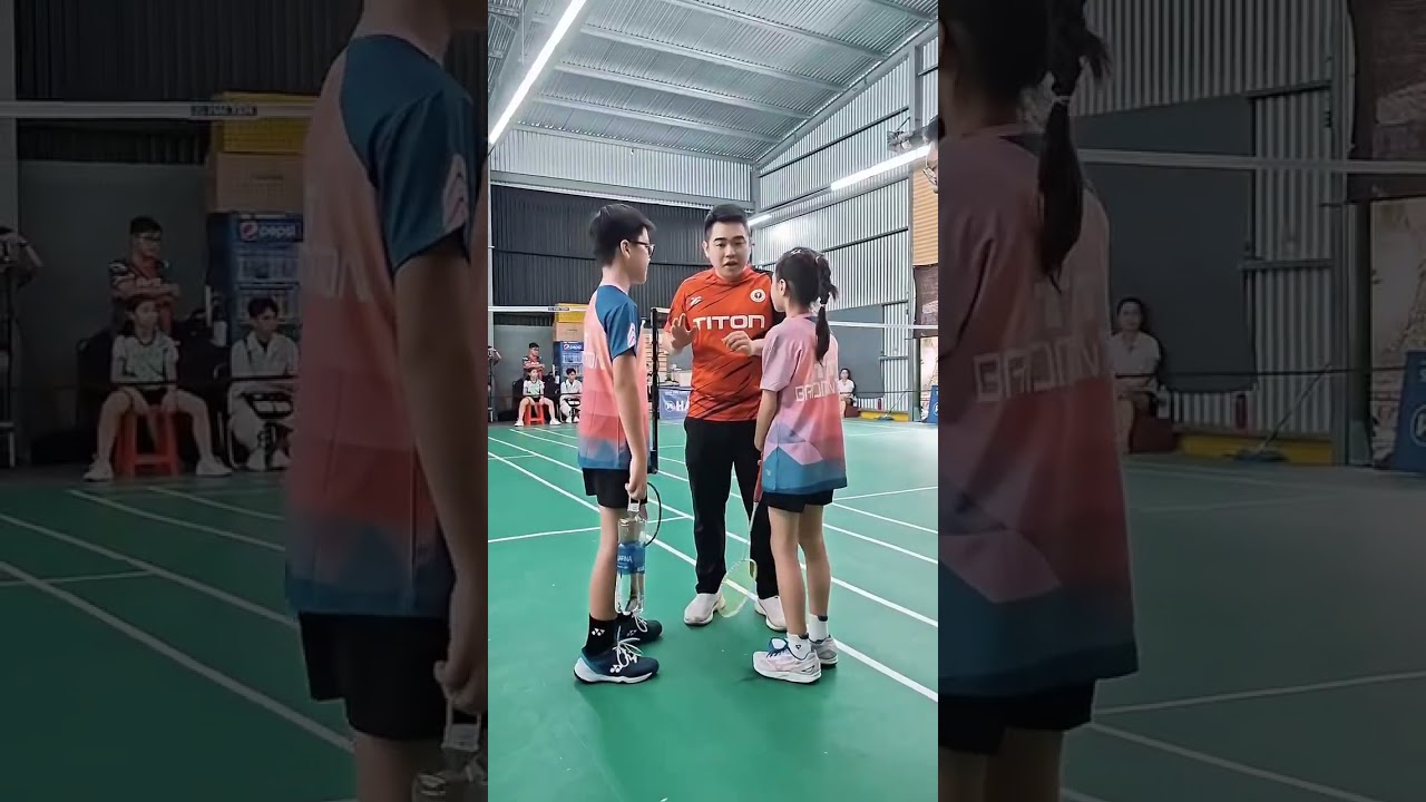 Khoảnh khắc vượt l&ecirc;n ( nguồn  từ TT Badminton)