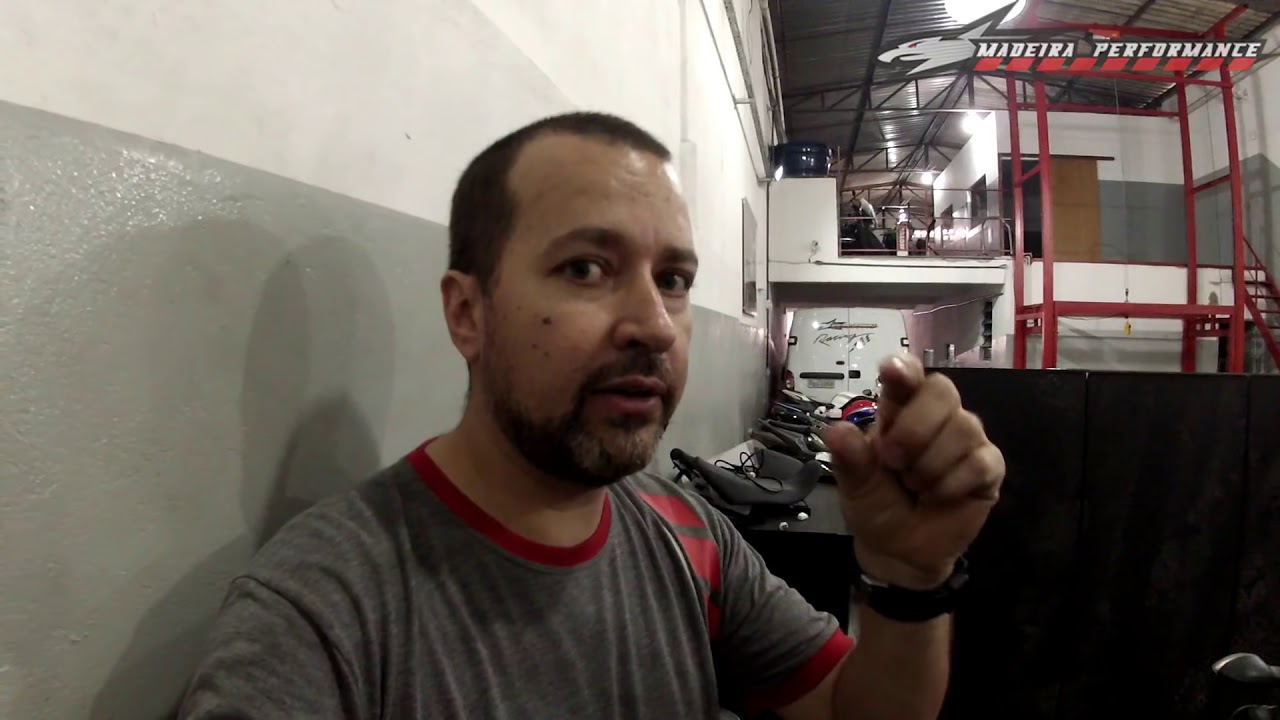 MP - MT07 bruta e MV Brutale 800 no dinam&ocirc;metro. E o chassi abriu no meio!