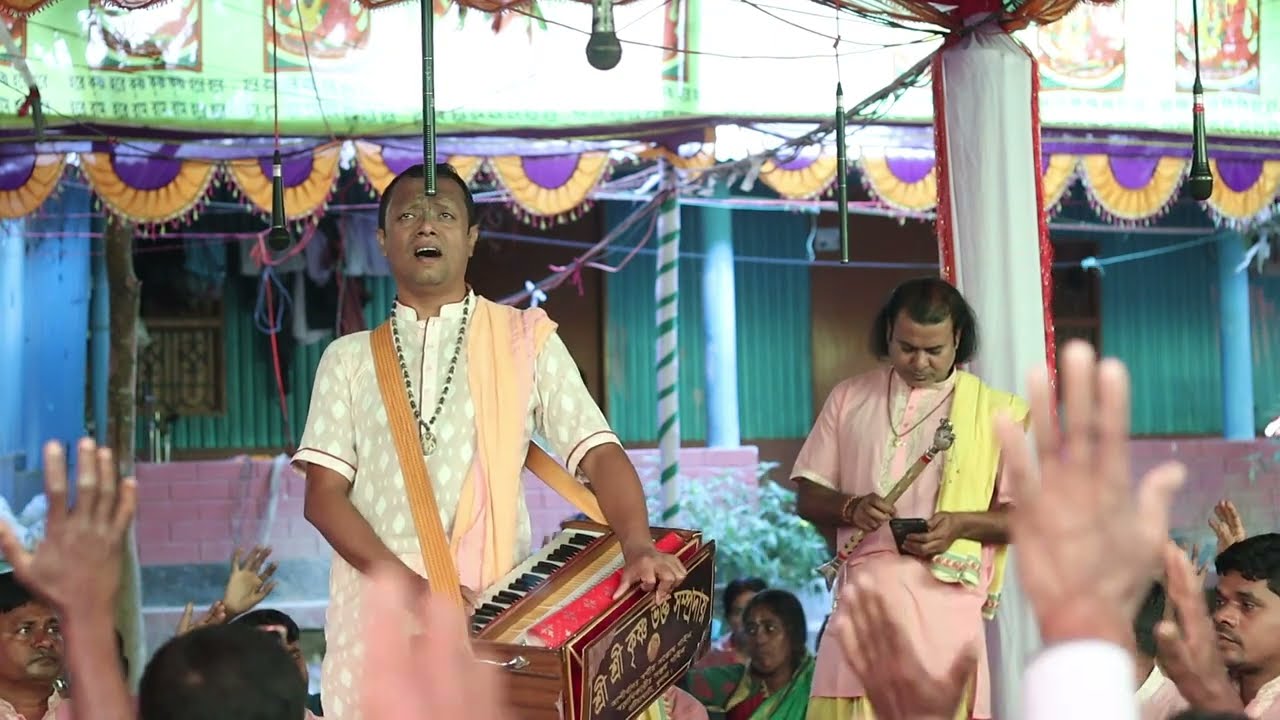 কৃষ্ণভক্ত সম্প্রদায় খুলনা মাস্টার সঞ্জয় গাইন খুলনা কীর্তনের আসর করলেন সাধুখালি বালিয়াকান্দি রাজবা