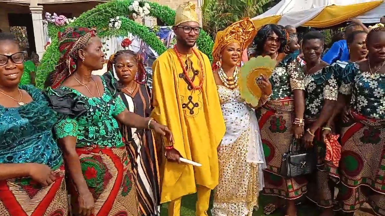 IKA MUSIC AGBOR DON KENNEDY LIVE IN MR EWERE MARRIAGE PLS SUBSCRIBE BOOK LIKE COMMENT SHARE.