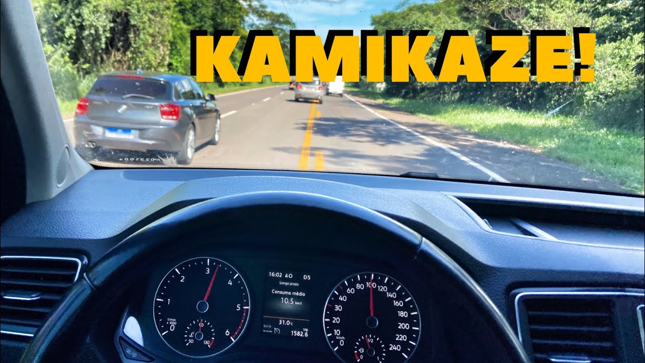 BMW 120i DESAFIOU A AMAROK V6 NA ESTRADA! CHAMEI NO ALERTA!