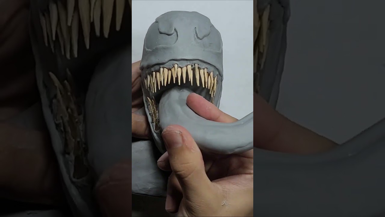 I made a Venom's bust - Sculpting Timelapse