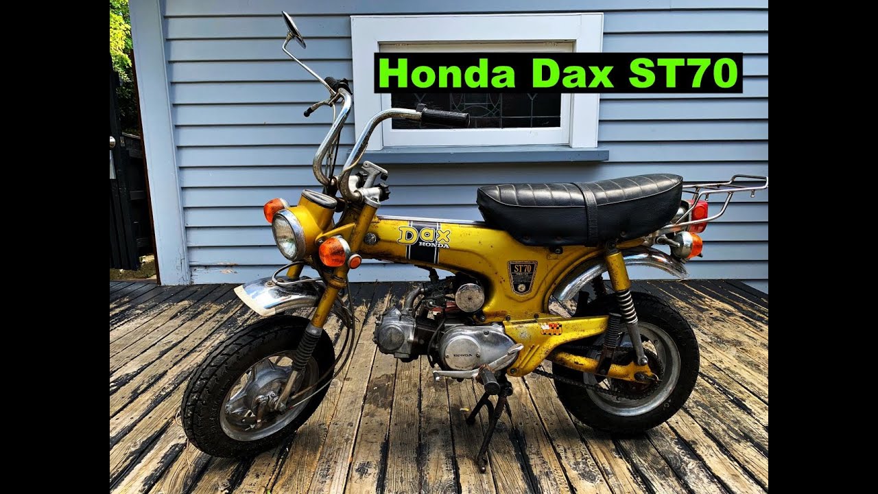 Honda Dax ST70 Gold