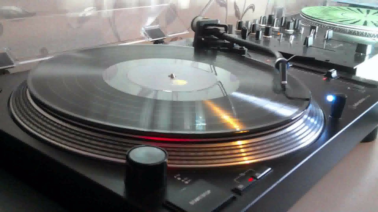 Junior Murvin - Easy Task (Island) {By seamoondisco}.