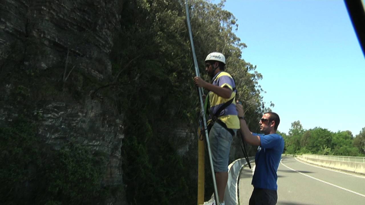 Puenting en el puente de Atxaspi