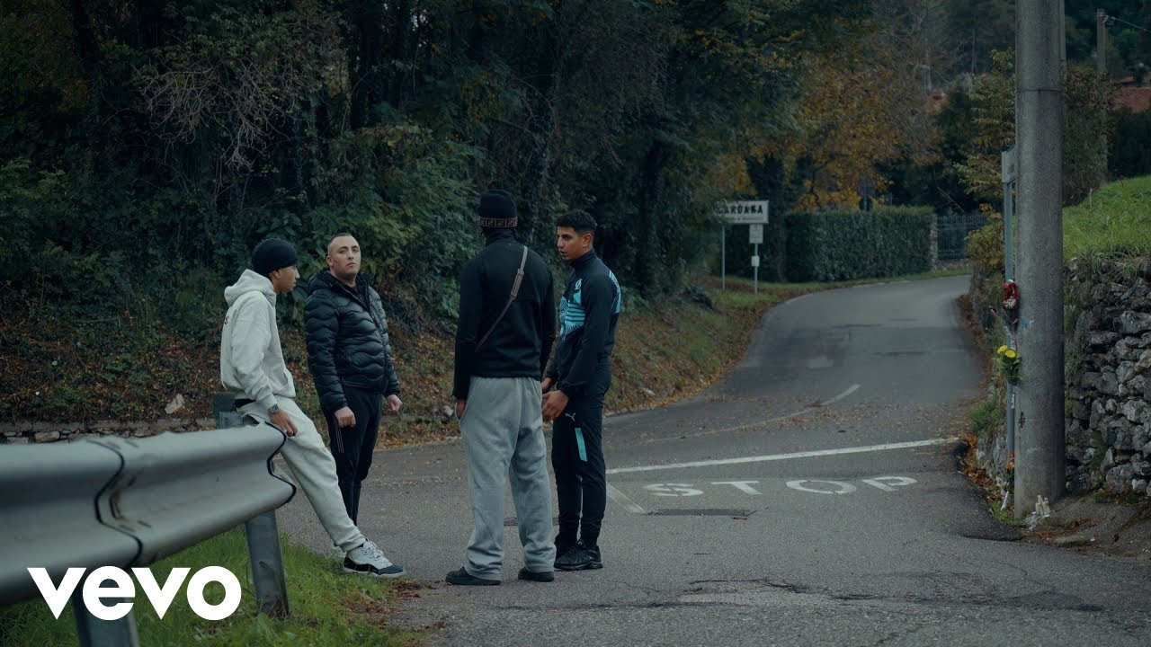 Massimo Pericolo - Straniero (Visual Video) ft. Tedua