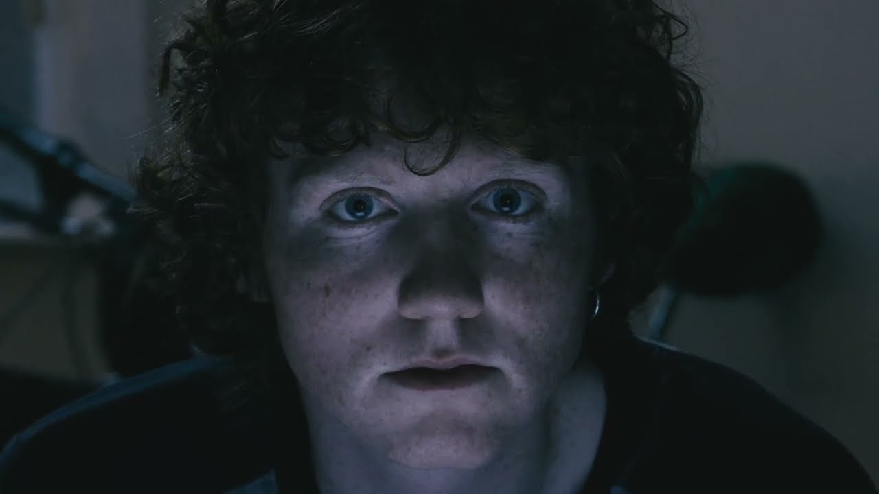 'The Screen' - UK SHORT HORROR/ THRILLER FILM (2025)