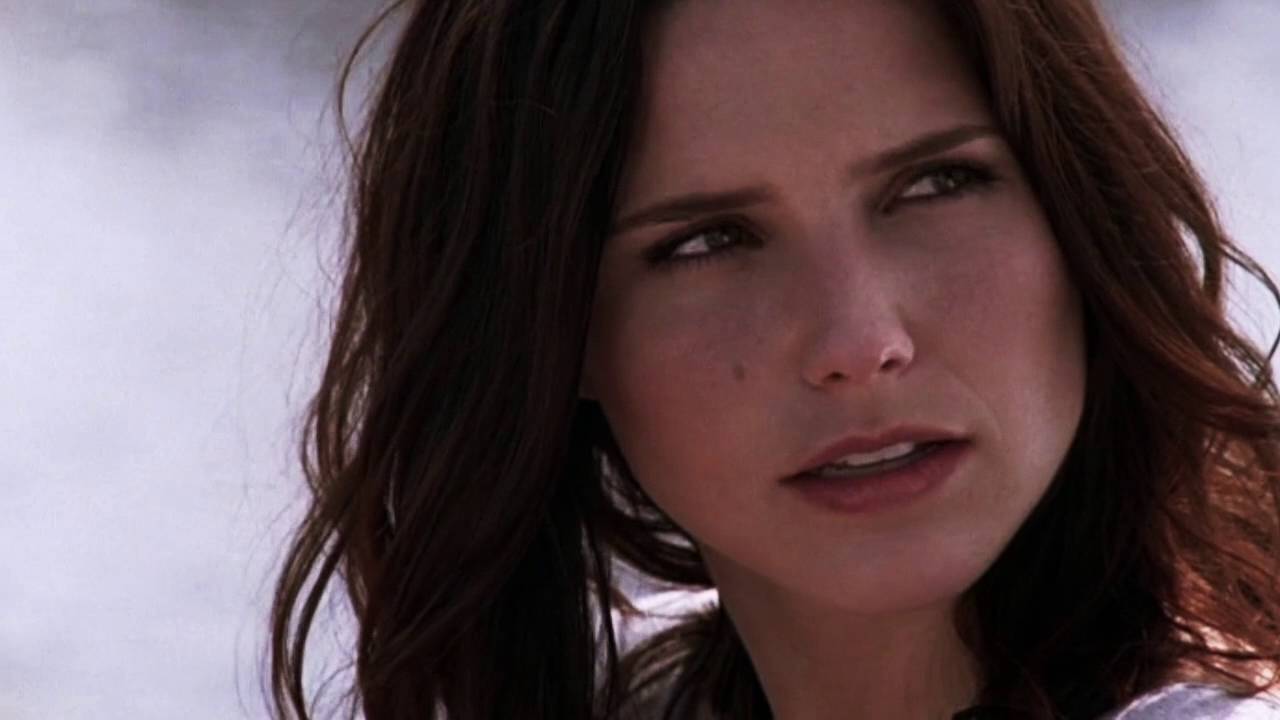 Brooke Davis | red eye