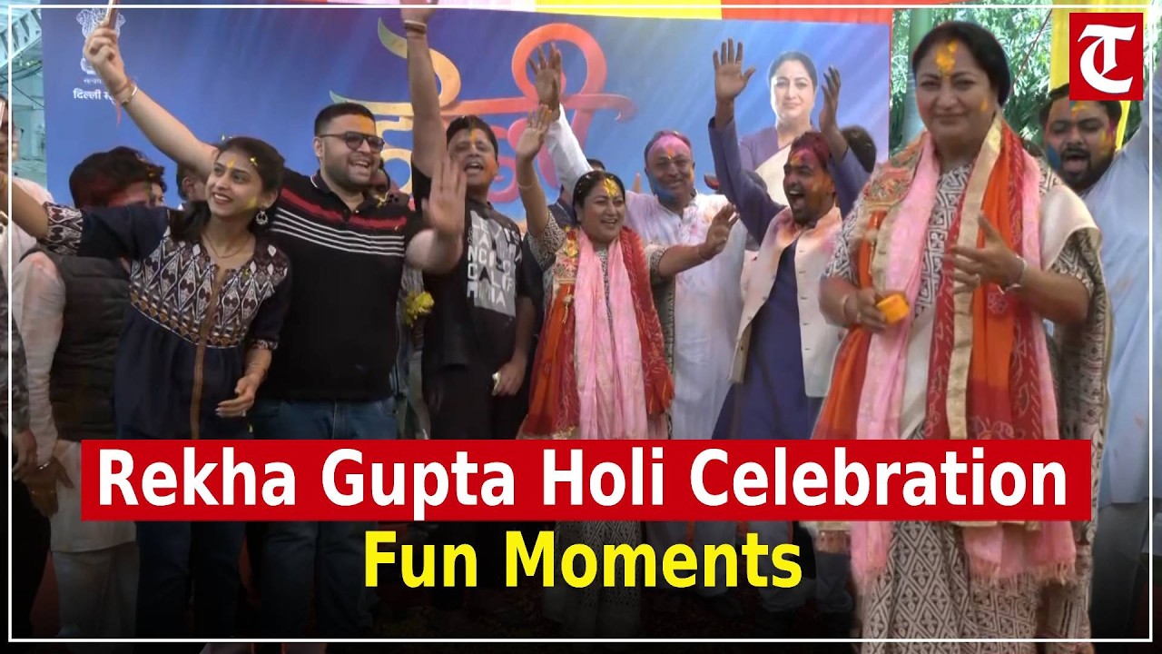 Delhi CM Rekha Gupta Celebrates Holi at Her Residence Amid Fun & Festive Conversations