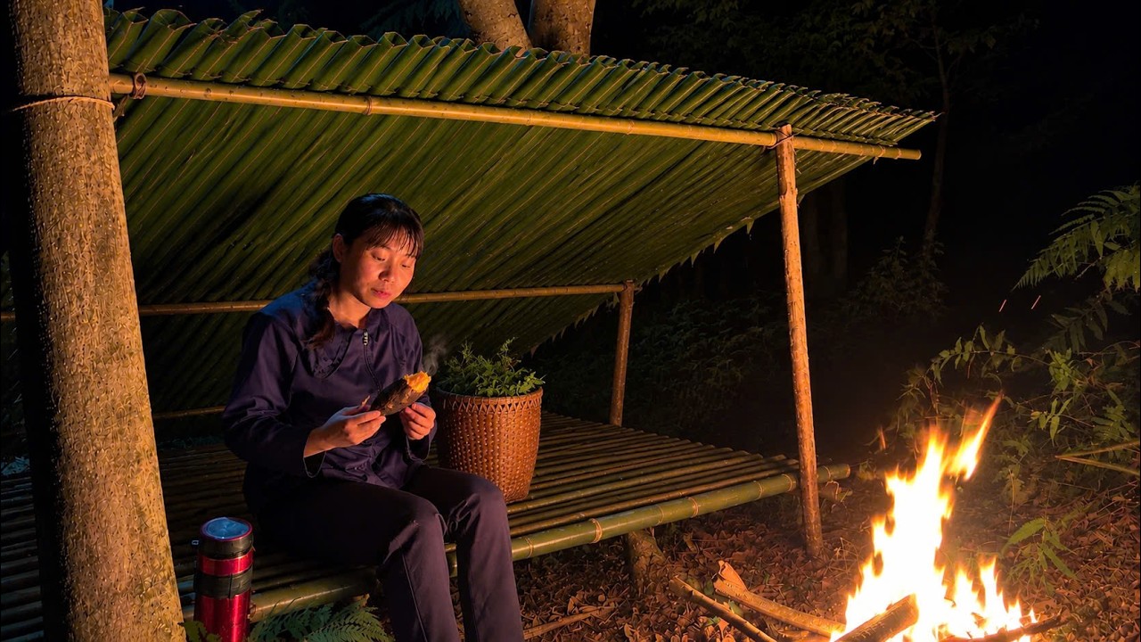 Building a Forest Shelter and Spending the Night Alone
