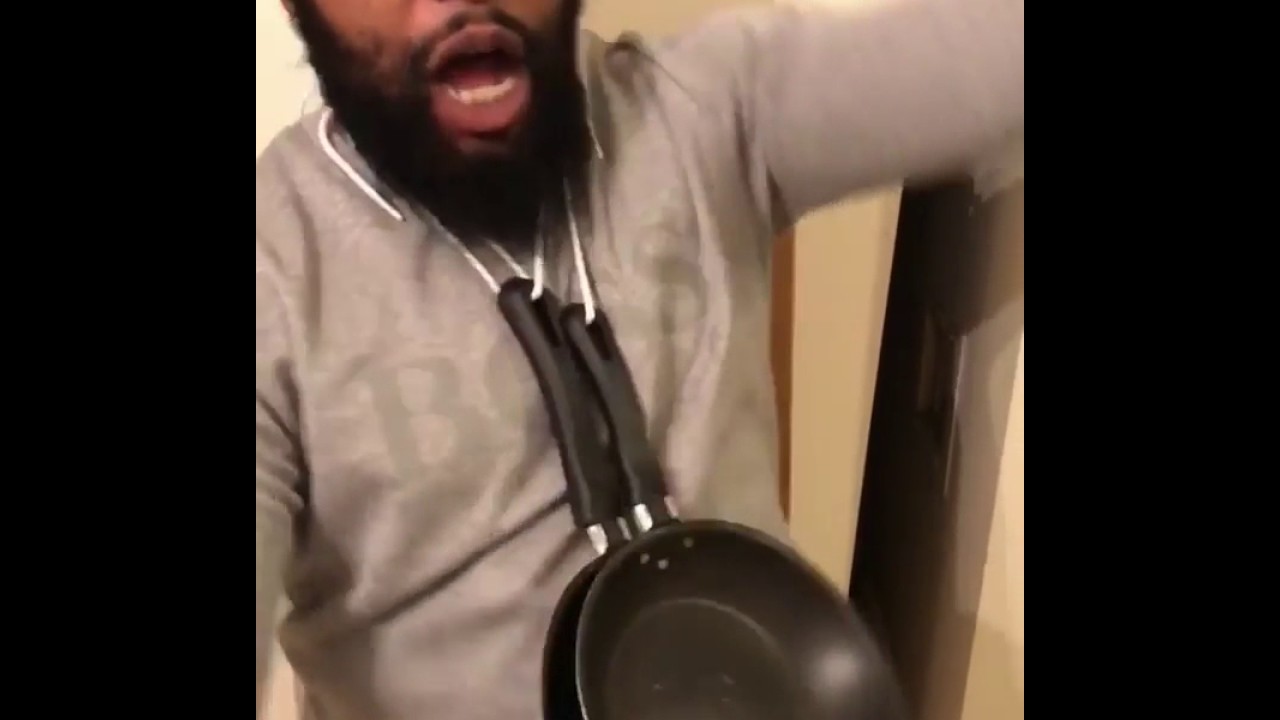 Chicobean does the Soulja boy challenge
