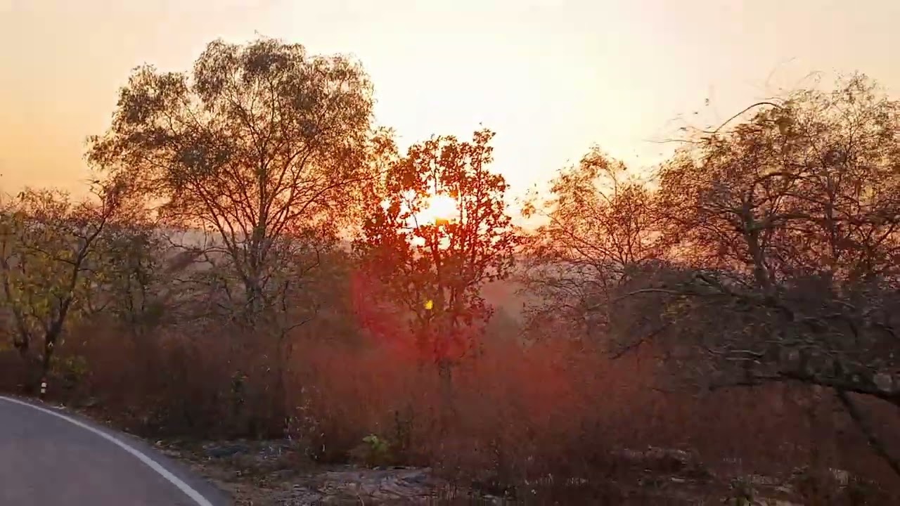 सूर्य का लुका छुपी कैमूर के वादियों में 