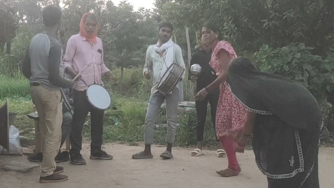 धमाकेदार बघेली बैंड बाजा में सुपर डांस। सीधी रीवा बहरी शहर में।मो नं 6260103773
