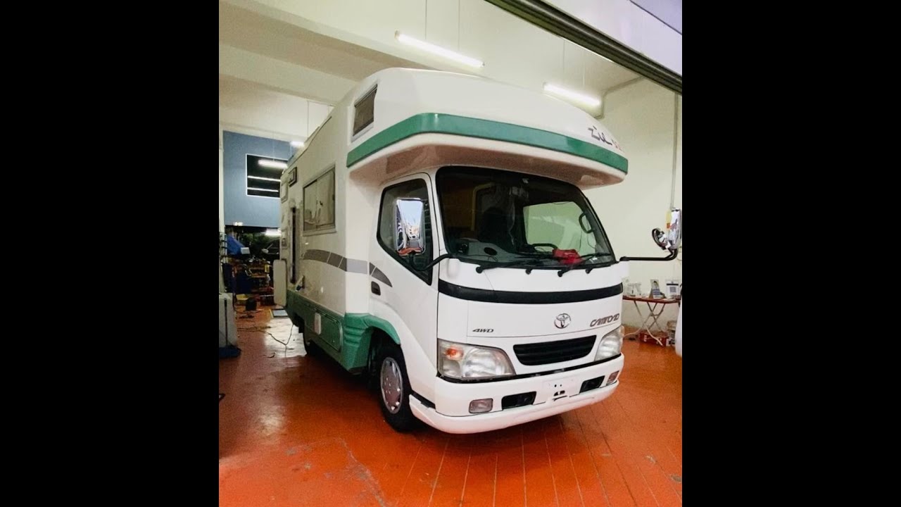 2006 Toyota Camroad 2.5 DieselTurbo Automatic 4WD  Vantech Zil 520 Bunk Bed