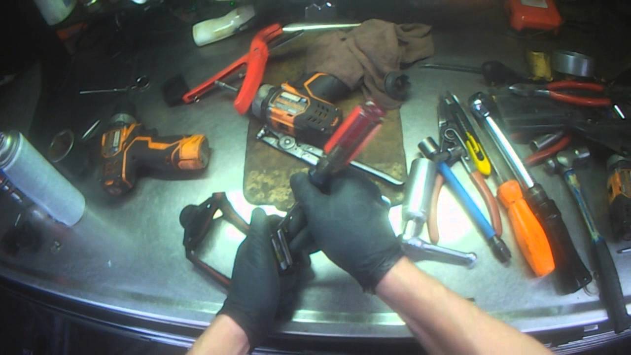 VW B5: Passat Steering rack removal
