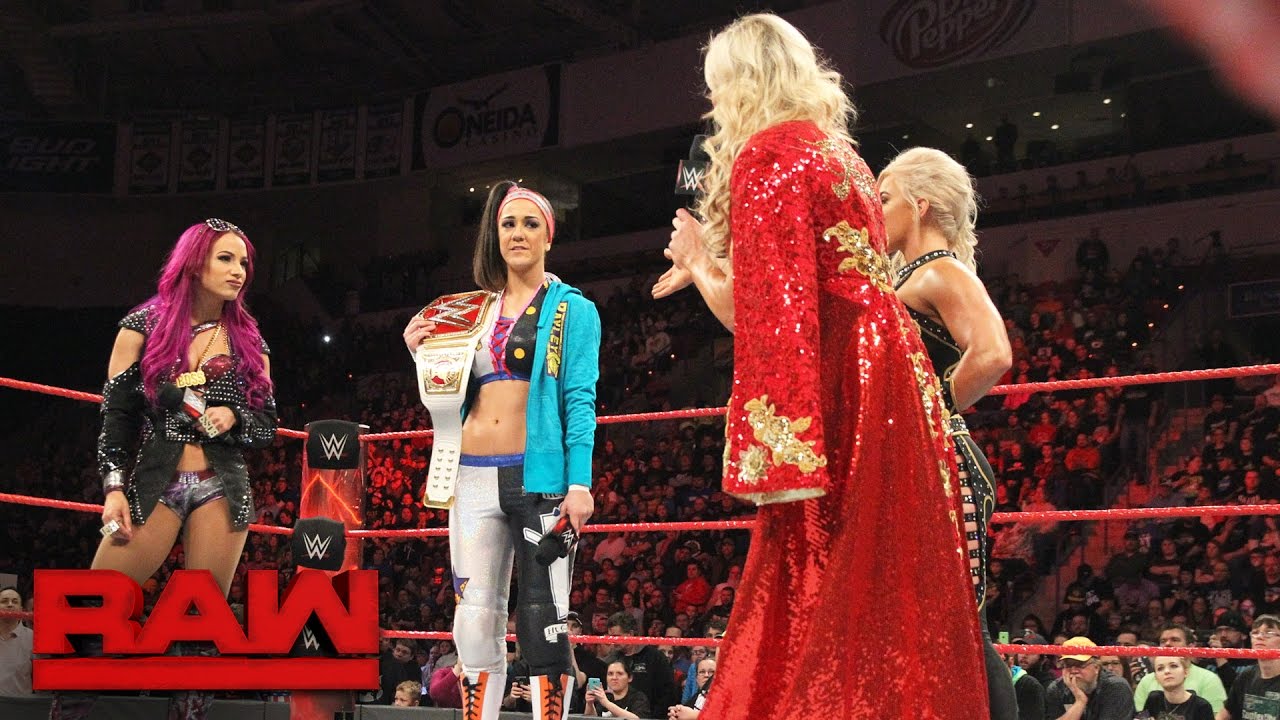 Шарлотта Флэр клянется опозорить Бэйли перед её отцом на WWE Fastlane: Raw, 27 февраля 2017 г.