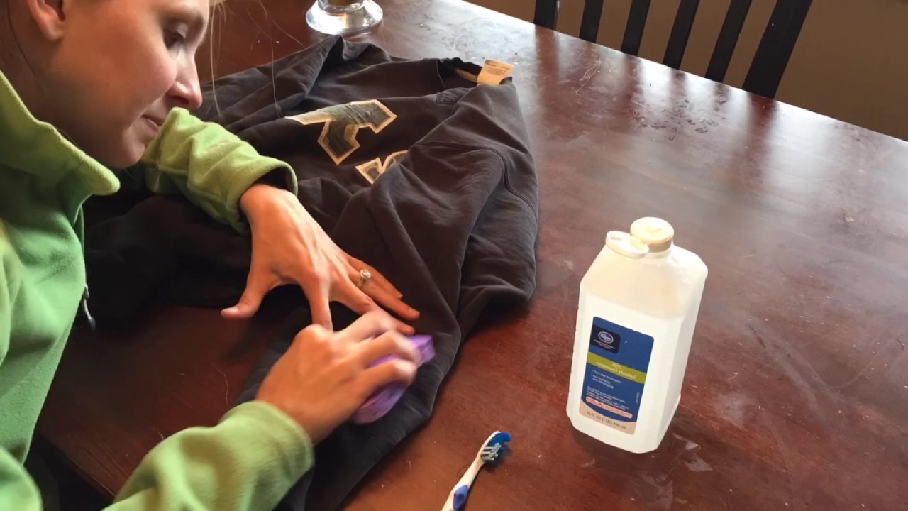 How To Remove a Paint Stain From Clothes - Easy DIY