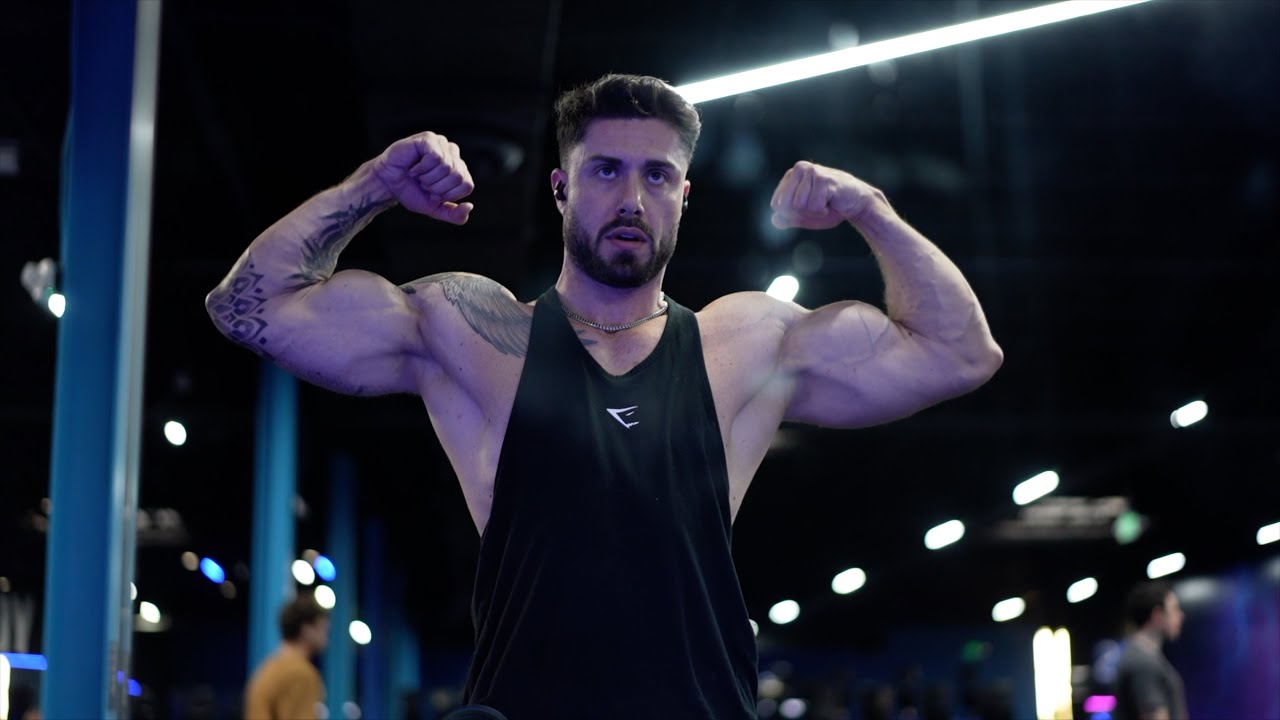 Aylık 15 Dolara Dev Spor Salonu! | VLOG