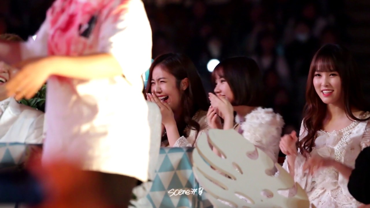 161119 멜론뮤직어워드 TT 신비 직캠