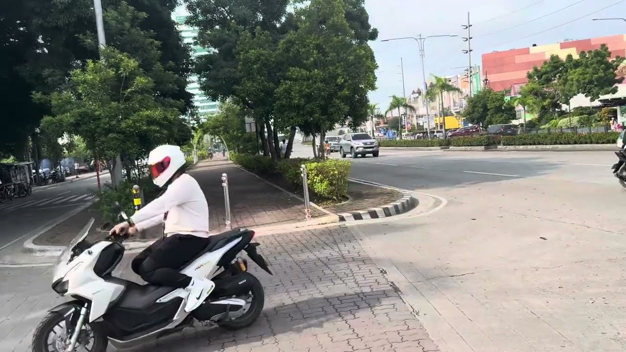 My 18th  Month Living Here In Iloilo Philippines… Money … Language …Subscribe … Thank You !!!