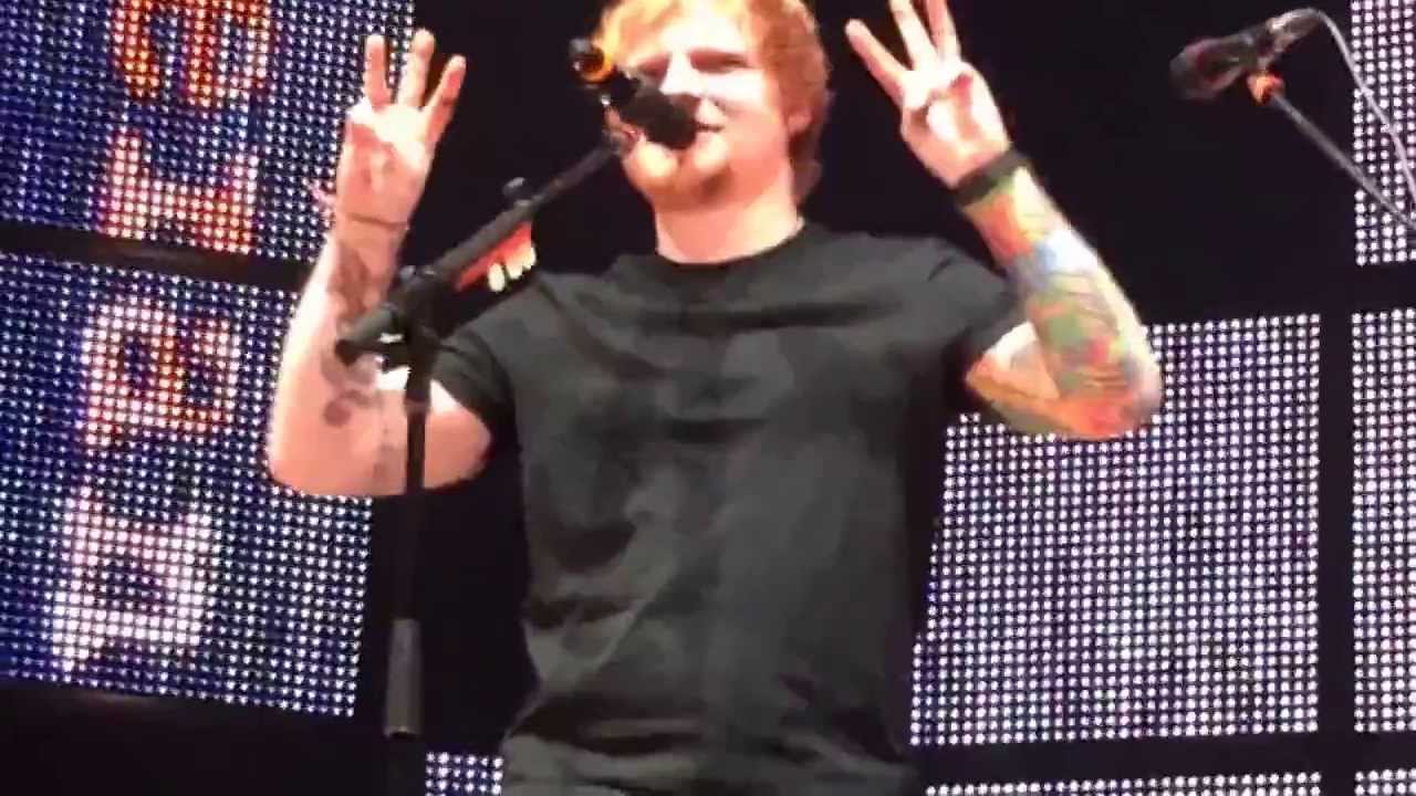Front Row Ed Sheeran Wayfaring Stranger and New York Accent 10.29.13 Madison Square Garden No Mic!